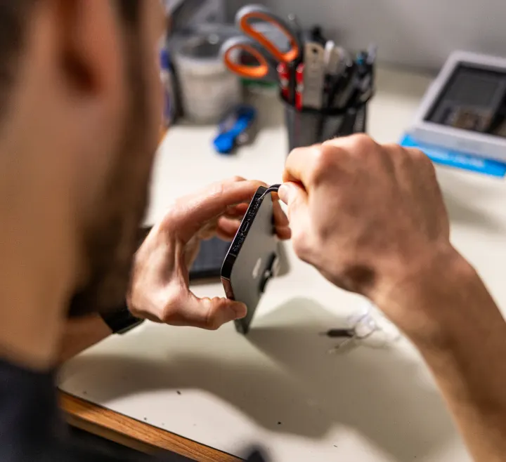 Phone Repairing Shops Near Me